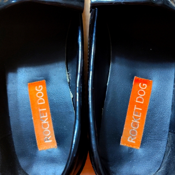 Shoes - Picture 3 of 3